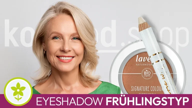 the portrait of a blonde woman with the typical facial features of a spring type next to two eyeshadows in suitable colours in front of the Komood symbol for the spring colour type and the inscription Eyeshadow spring type